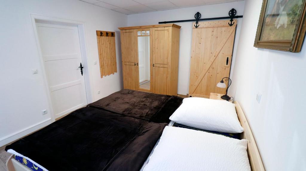 Gästezimmer zum rotem Karpfen room 2
